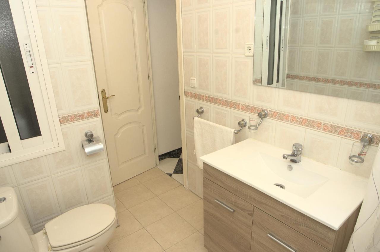 Habitacion En El Corazon Del Centro De Málaga Kültér fotó