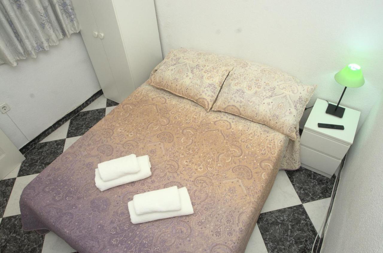 Habitacion En El Corazon Del Centro De Málaga Kültér fotó