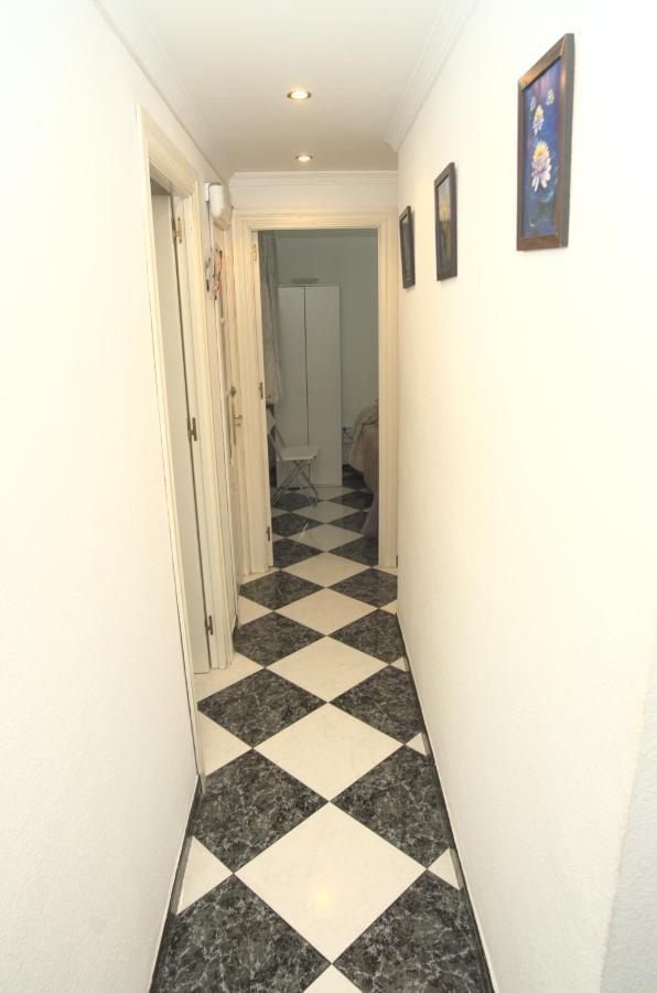 Habitacion En El Corazon Del Centro De Málaga Kültér fotó