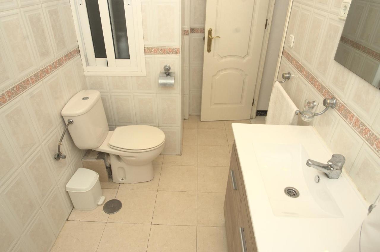 Habitacion En El Corazon Del Centro De Málaga Kültér fotó