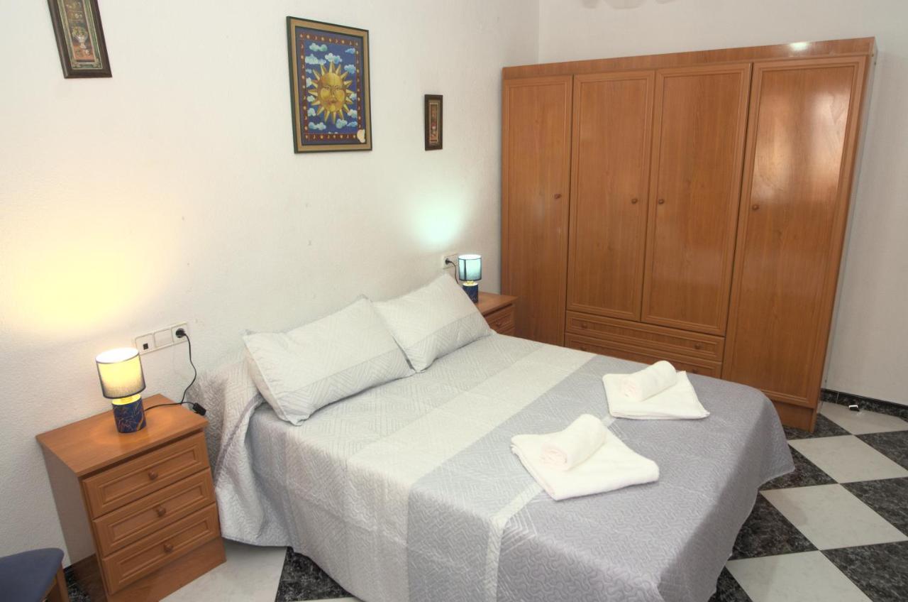 Habitacion En El Corazon Del Centro De Málaga Kültér fotó