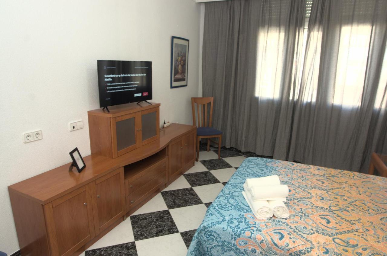 Habitacion En El Corazon Del Centro De Málaga Kültér fotó